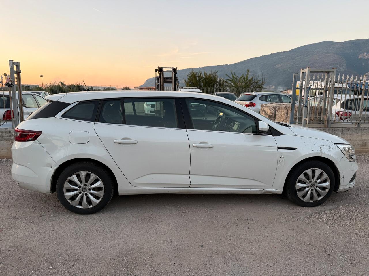 RENAULT MEGANE SPORTER 2019 1.5 DIESEL *MOT ROTTO