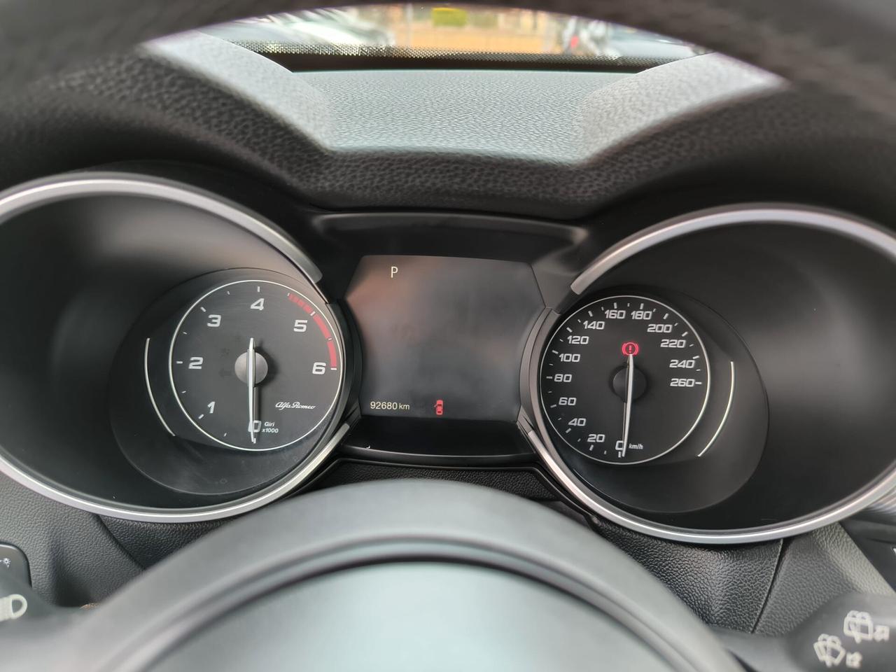 Alfa Romeo Stelvio 2.2 Turbodiesel 160 CV AT8 RWD Sprint