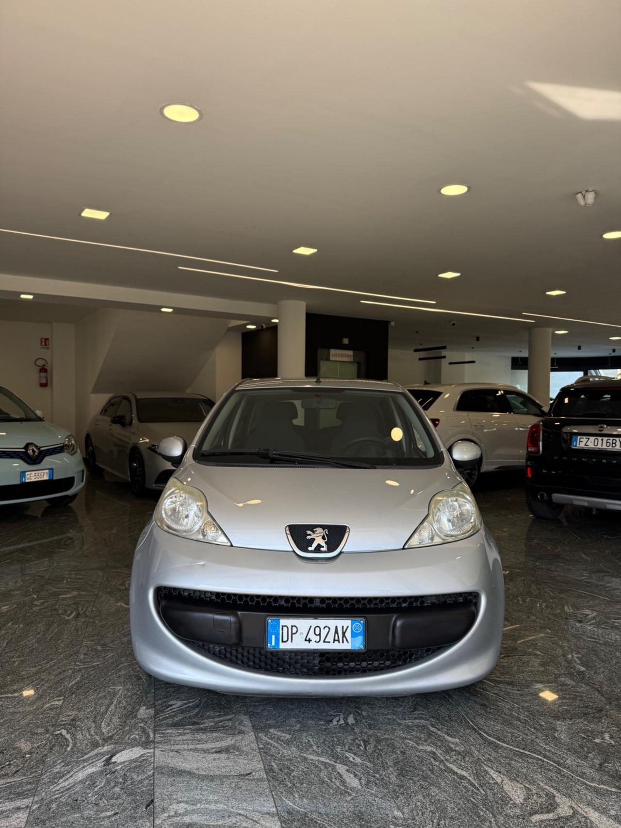Peugeot 107 1.0 68CV 5p. Desir