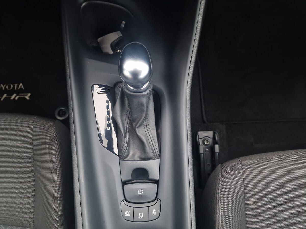 TOYOTA CH-R 1.8 FULL-HYBRID 92CV BUSINESS