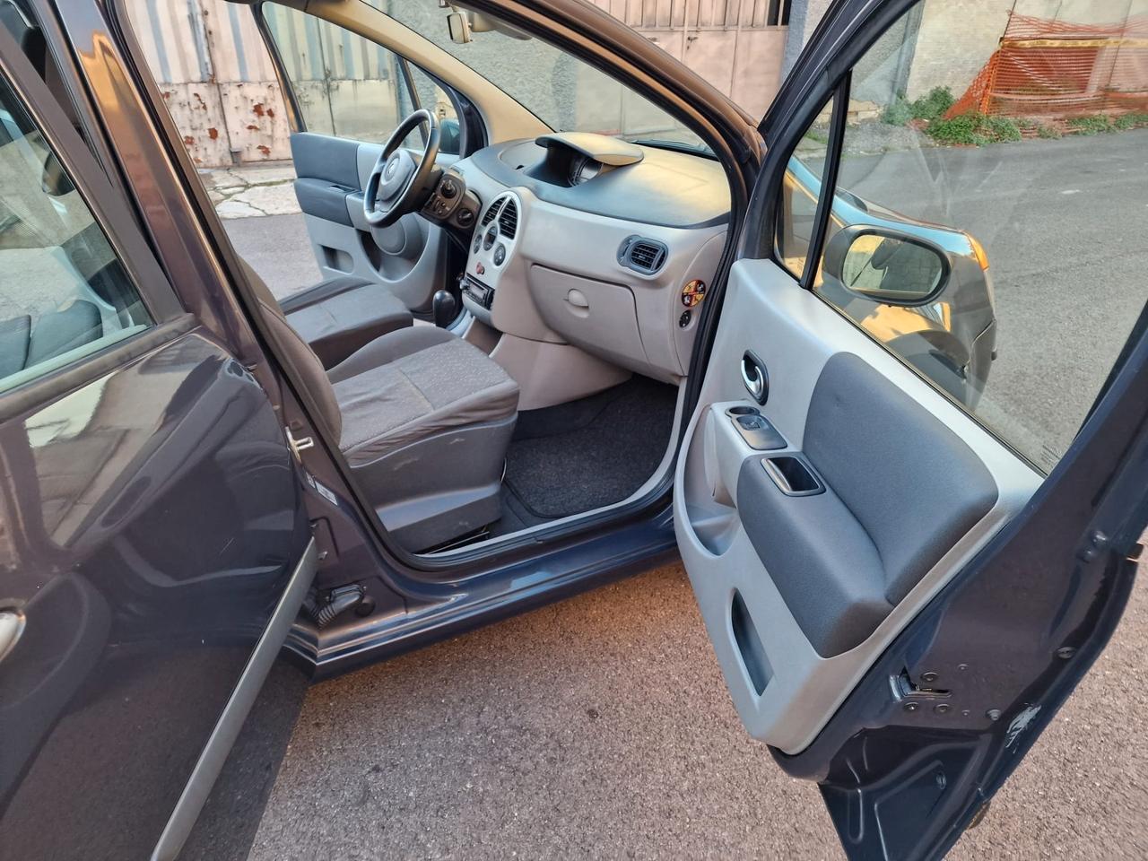 Renault Modus 1.6 16V Initiale