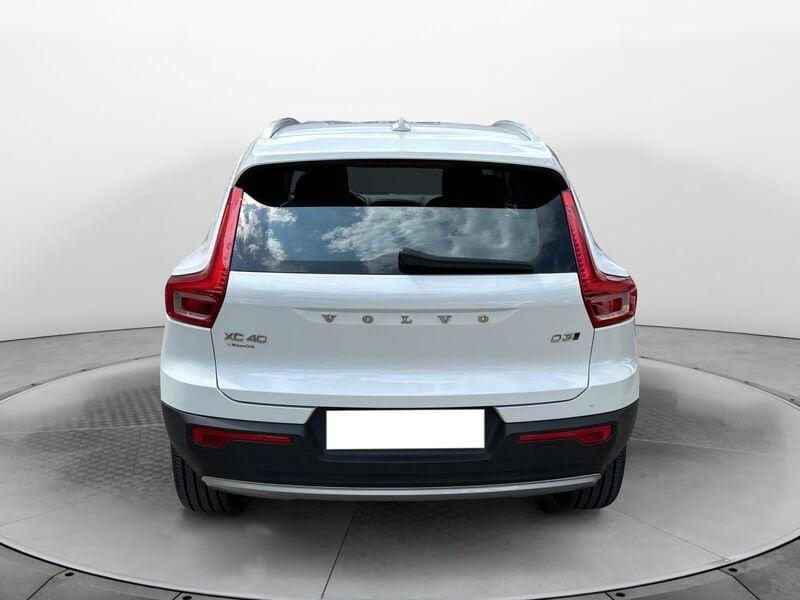 Volvo XC40 D3 AWD Geartronic Momentum
