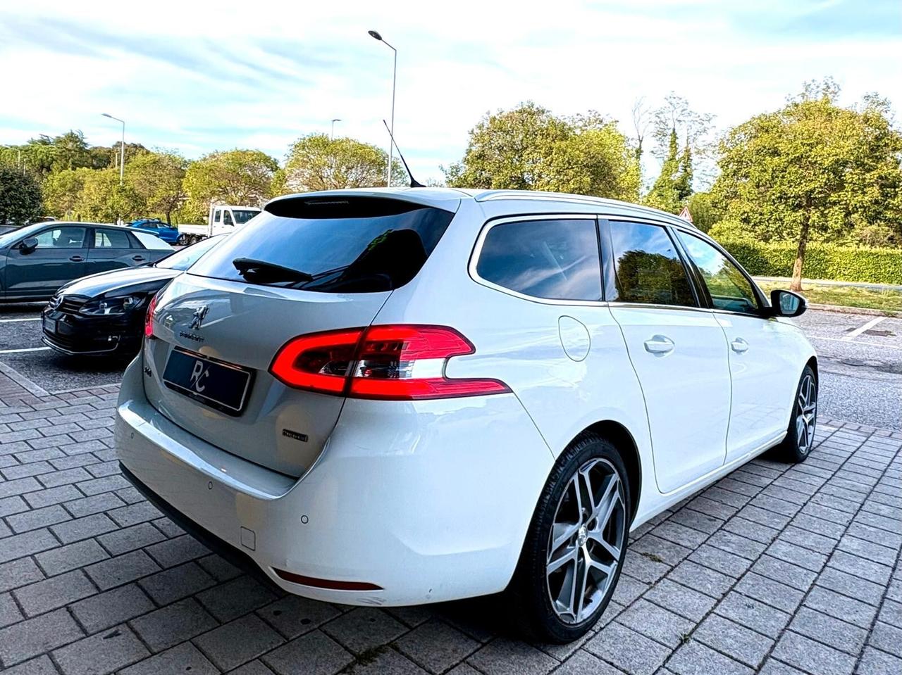 Peugeot 308 SW 1.6 BlueHDI Allure