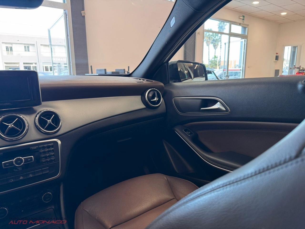 Mercedes-benz GLA 200 d Premium 2015 135cv