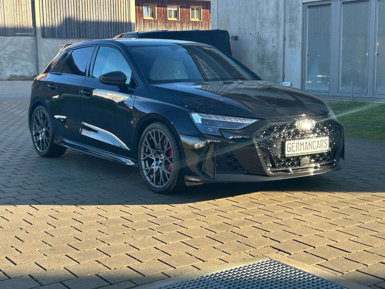 Audi RS3 RS3 Sportback 2.5 tfsi quattro PANO/360°/CARBON
