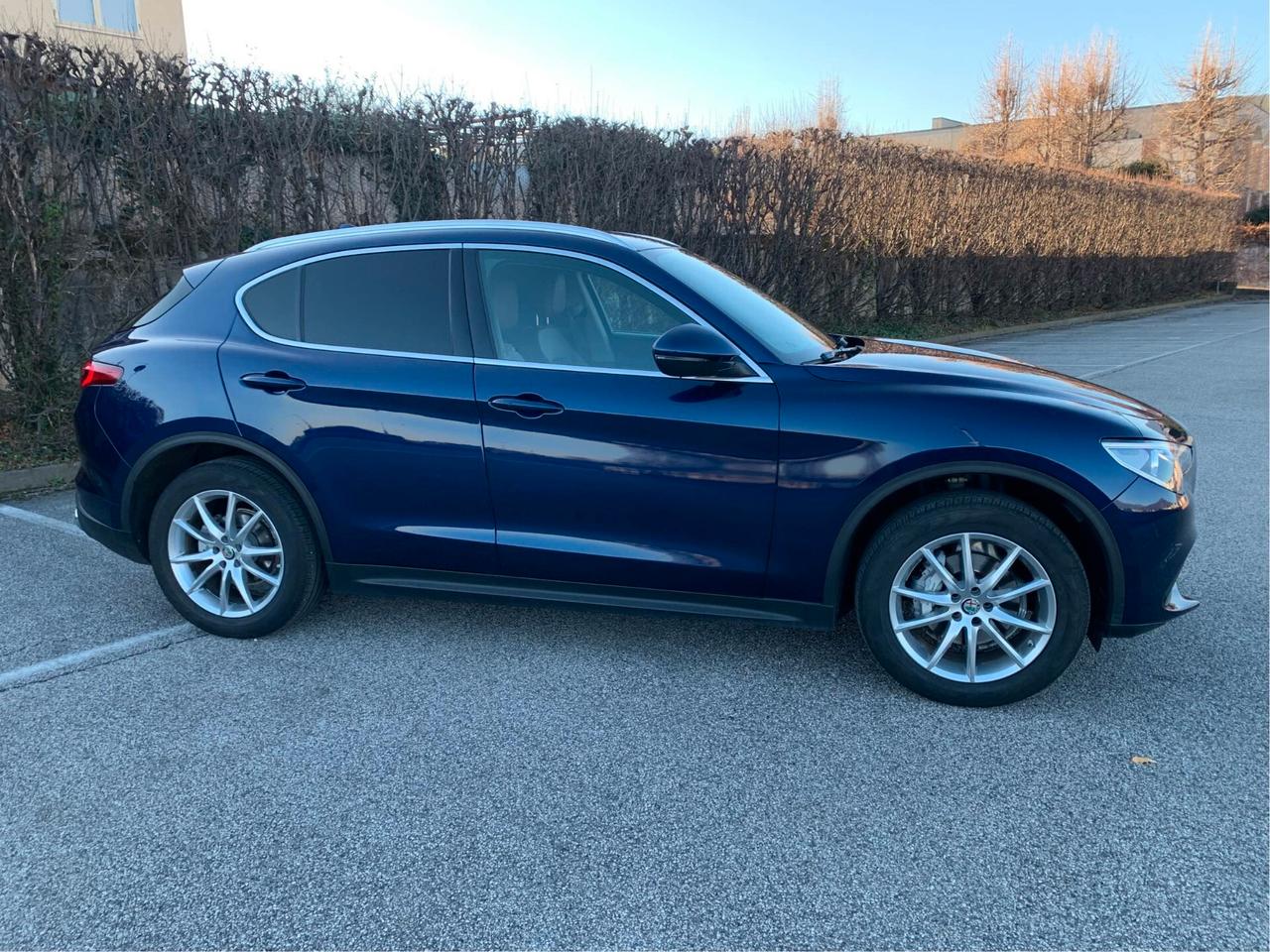 Alfa Romeo Stelvio 2.2 Turbodiesel 190 CV AT8 Q4 Executive