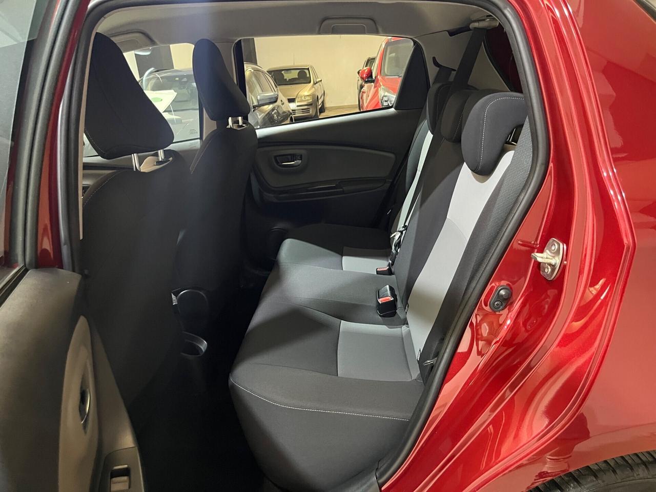 Toyota Yaris 1.0 72 CV 5 porte Active