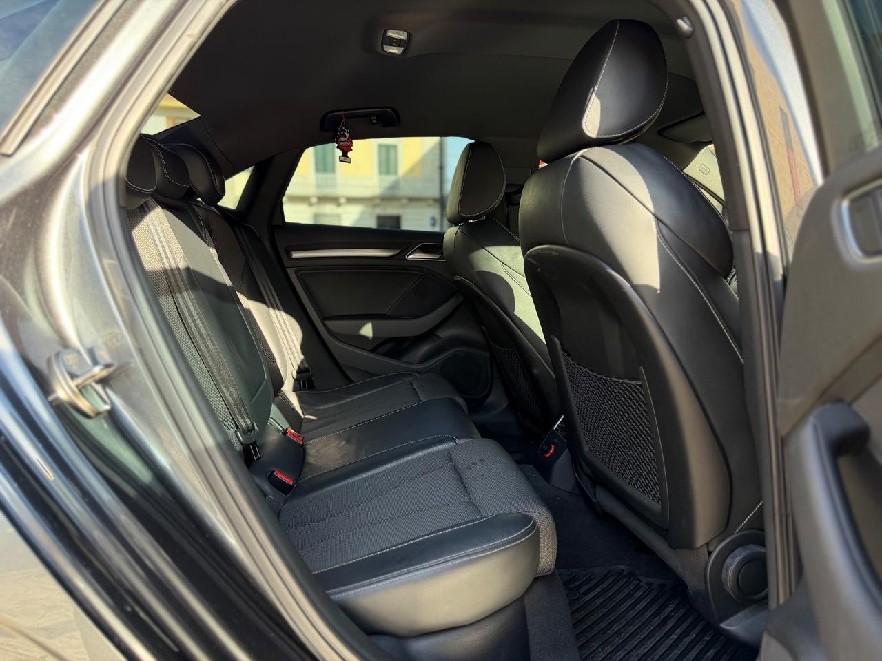 Audi A3 Sedan 2.0 TDI 150 CV quattro S-Line