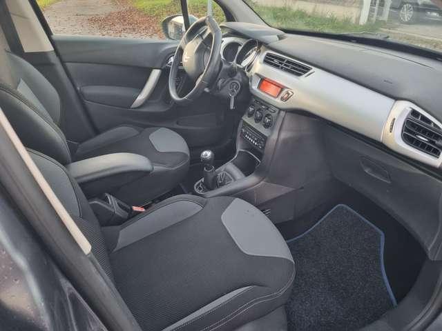 Citroen C3 C3 II 2009 1.1 Exclusive c/esp