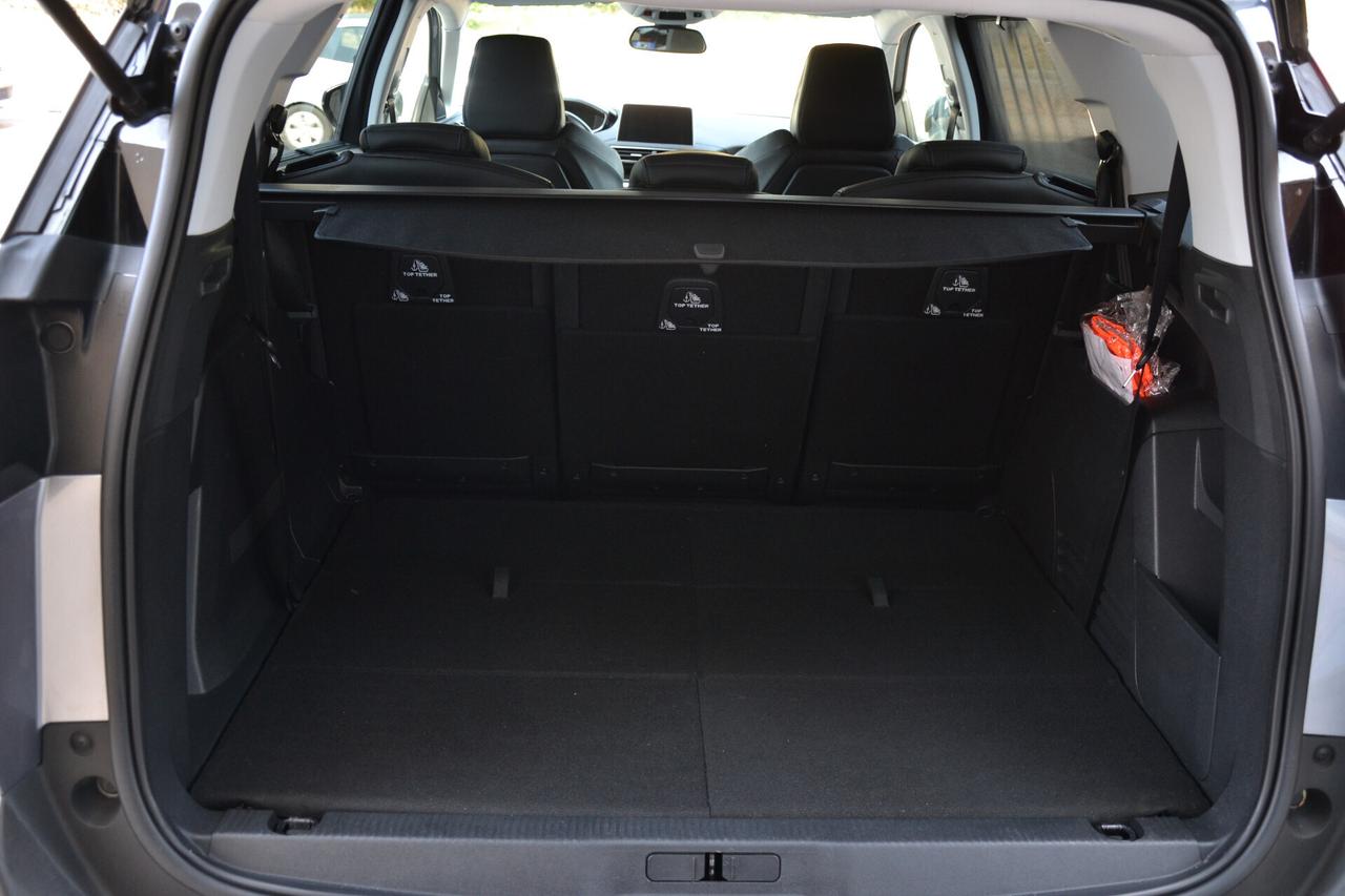 Peugeot 5008 1.5 HDi 130CV CROSSWAY **DISTRIBUZIONE NUOVA**7P