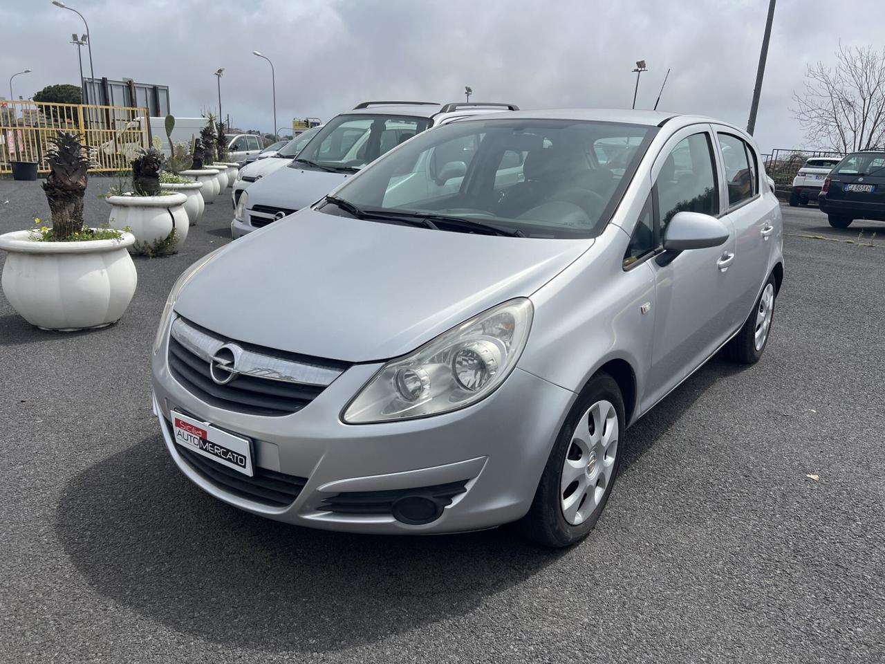opel corsa benzina