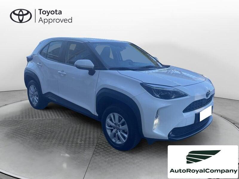 Toyota Yaris Cross 1.5 Hybrid 5p. Business IVA ESPOSTA
