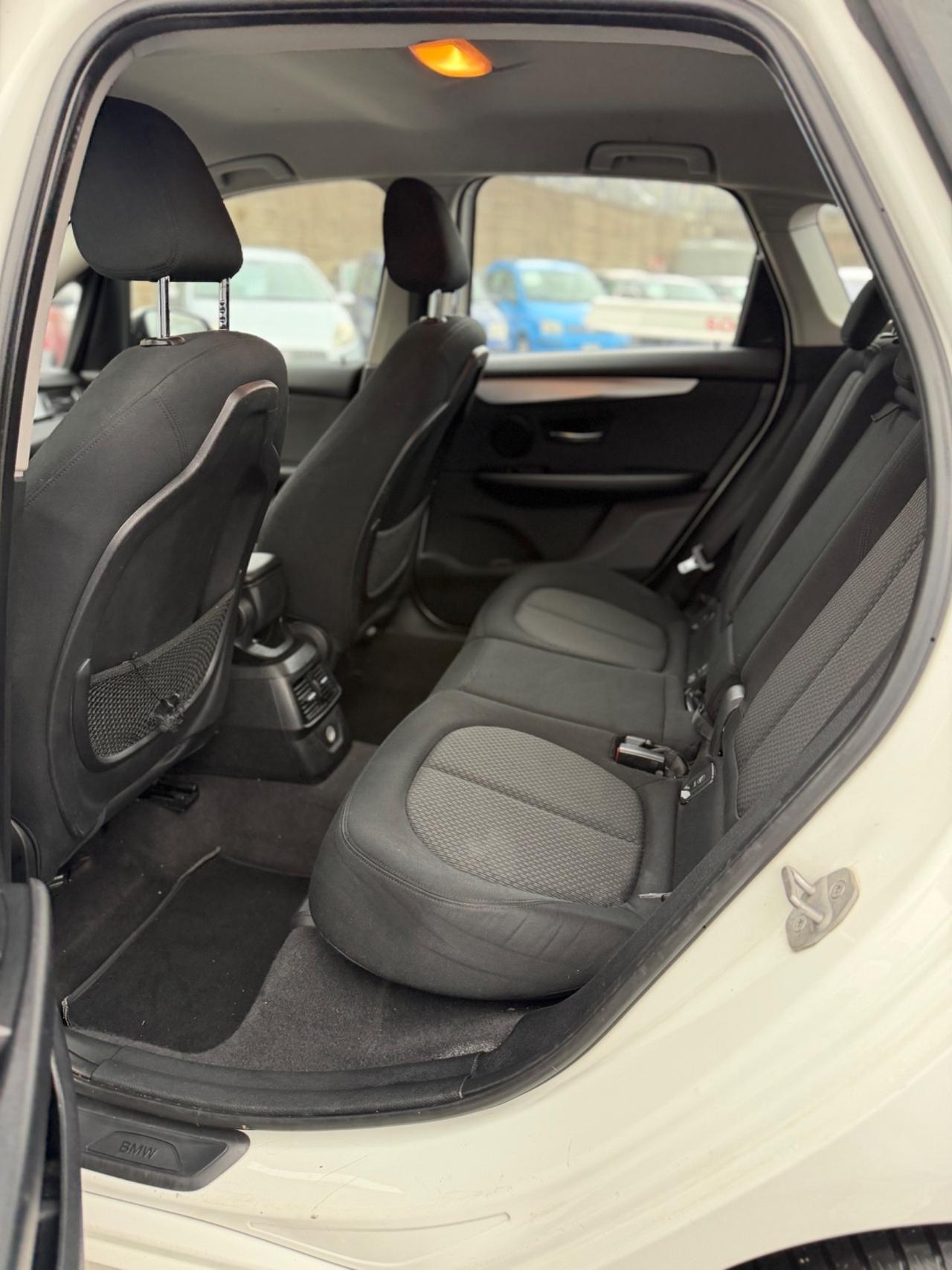 Bmw 218 218d Active Tourer Luxury (110Kw)