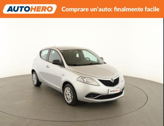 LANCIA Ypsilon 1.2 69 CV 5 porte Silver