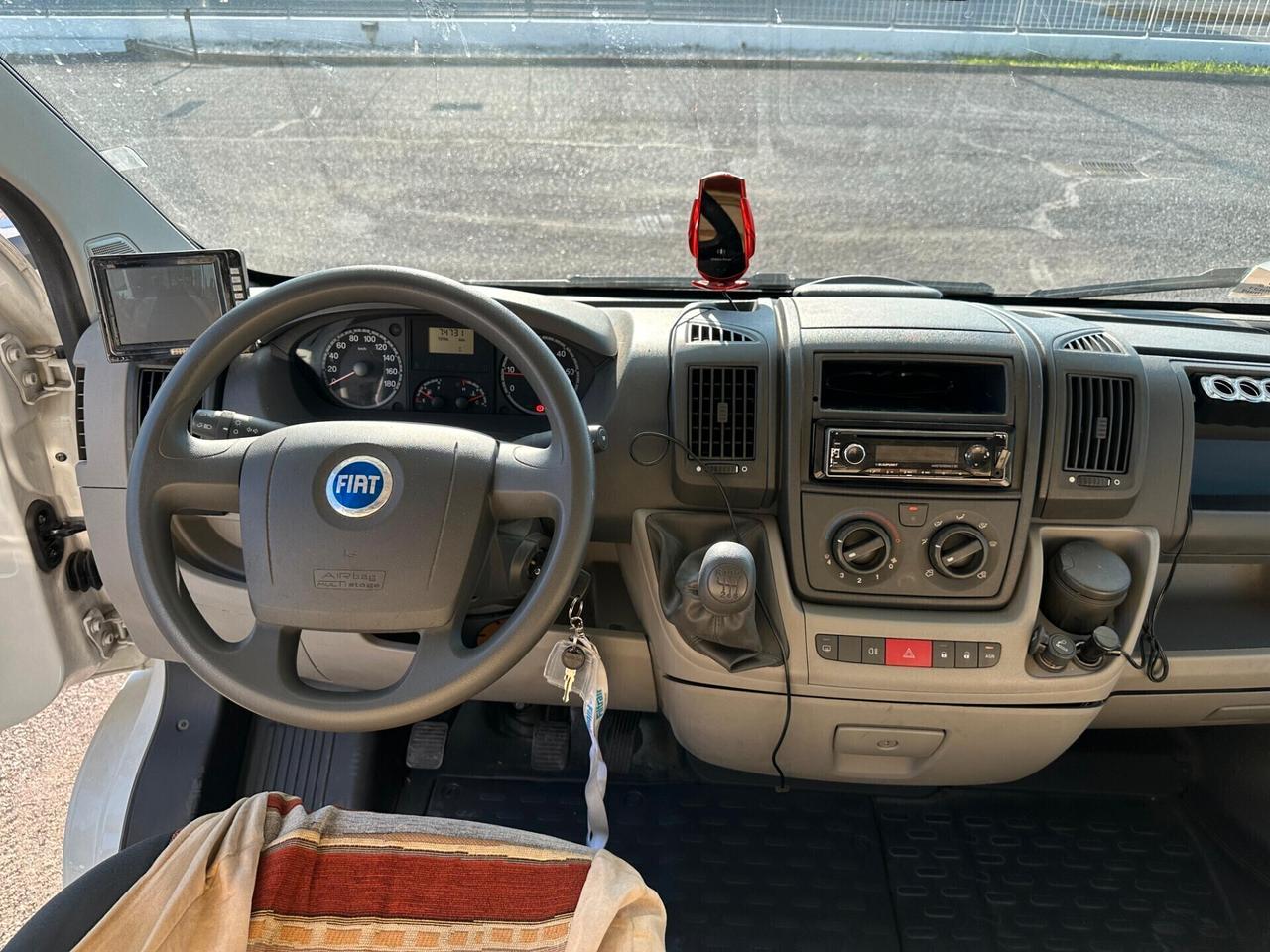 SEA Camper Mansardato Sharky M6