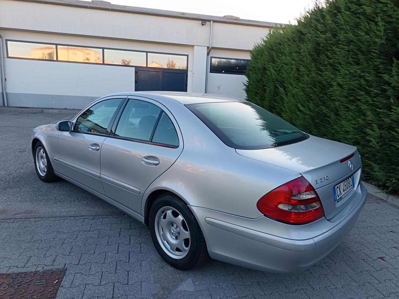 Mercedes-benz E 270 CDI cat Classic