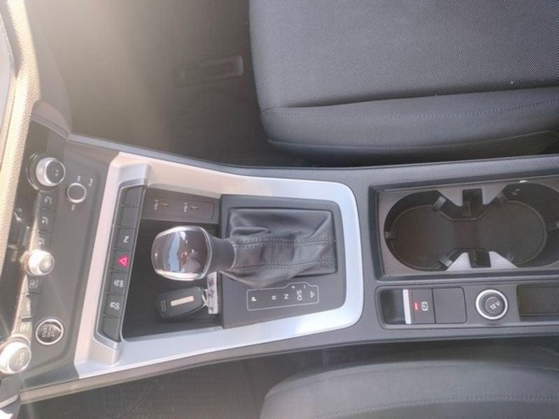 Audi Q3 35 TDI quattro S tronic Business