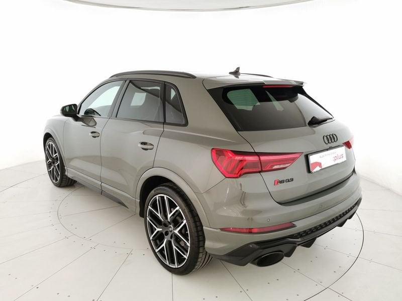 Audi Q3 RS 2.5 quattro s-tronic