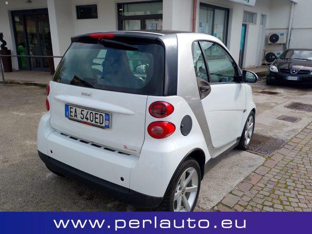 SMART ForTwo 1000 62 kW coupé passion