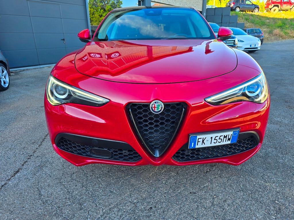 Alfa Romeo Stelvio 2.0 Turbo 280 CV Q4 VELOCE