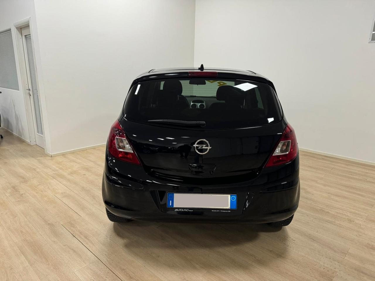 Opel Corsa 1.2 85CV 5 porte GPL