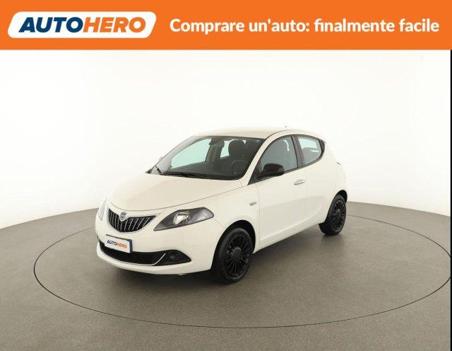LANCIA Ypsilon 1.0 FireFly 5 porte S&S Hybrid Ecochic Silver