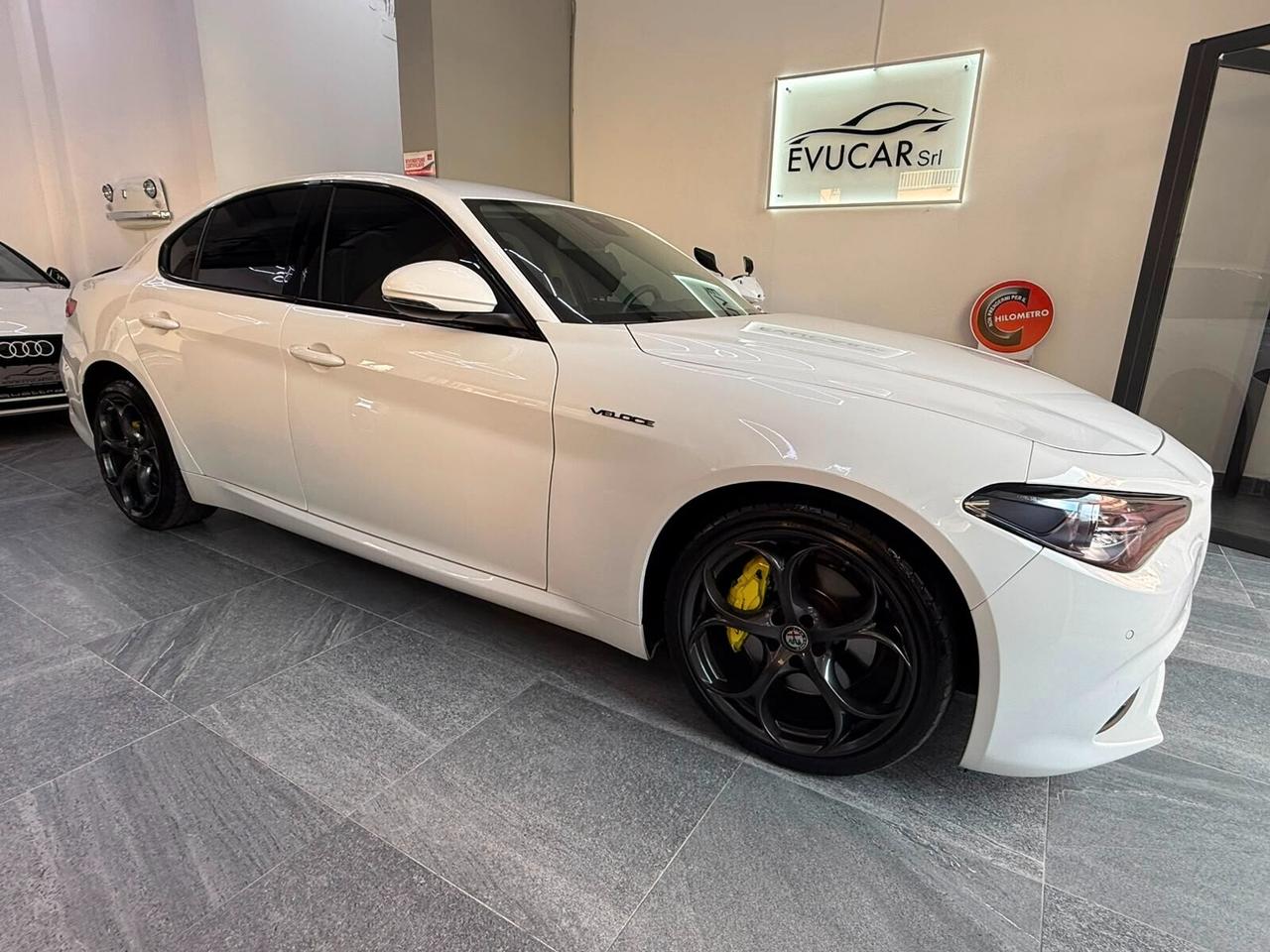 Alfa Romeo Giulia 2.2 Turbodiesel 210 CV AT8 AWD Q4 Veloce