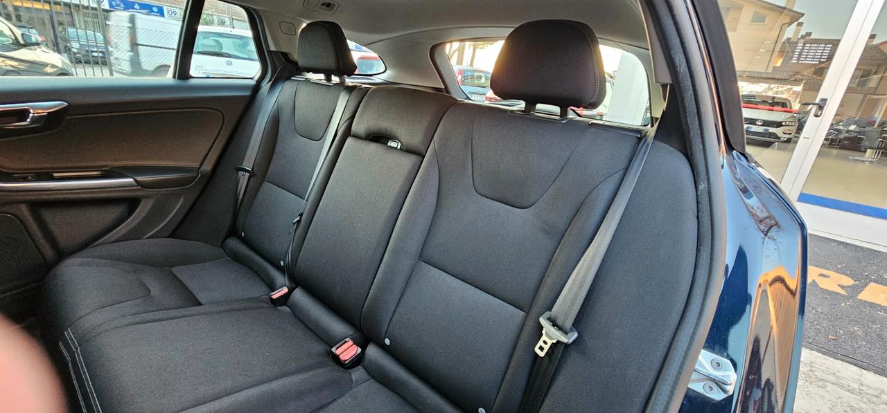 Volvo V60 Automatica 120 CV