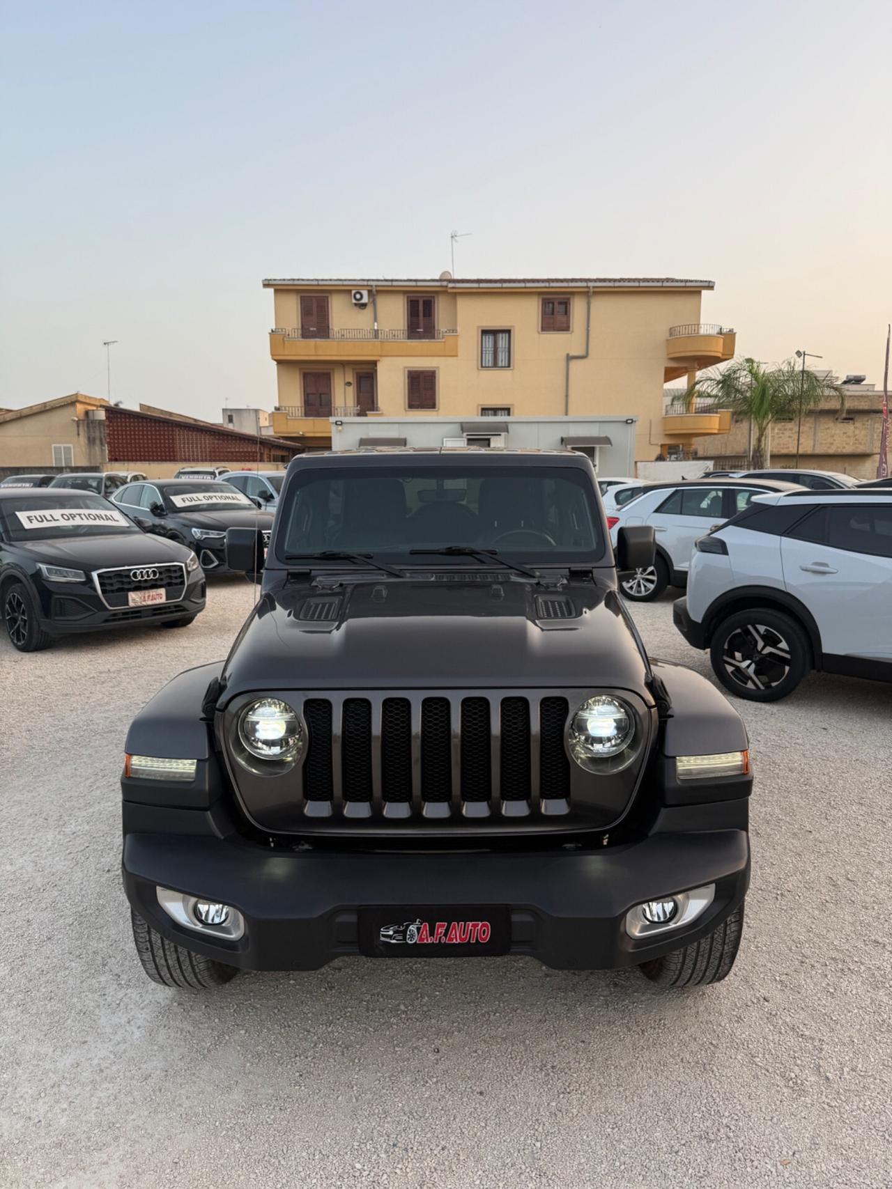Jeep Wrangler Unlimited 2.2 Mjt II Sahara