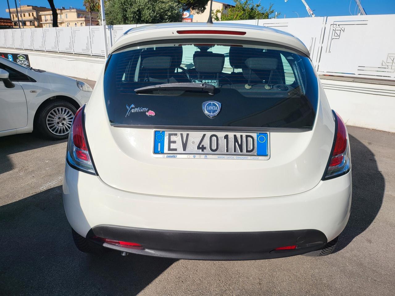 Lancia Ypsilon - 2014 1.2 69 CV 5 porte GPL Ecochic Elefantino