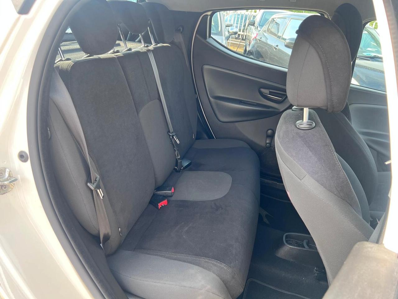 Lancia Ypsilon 1.3 MJT 16V 95 CV 5 porte S&S Gold