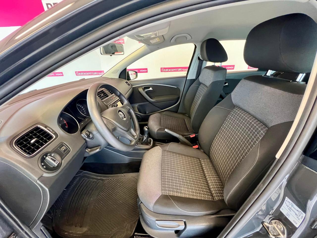 VOLKSWAGEN Polo 5ª serie Polo 1.0 MPI 75 CV 5p...