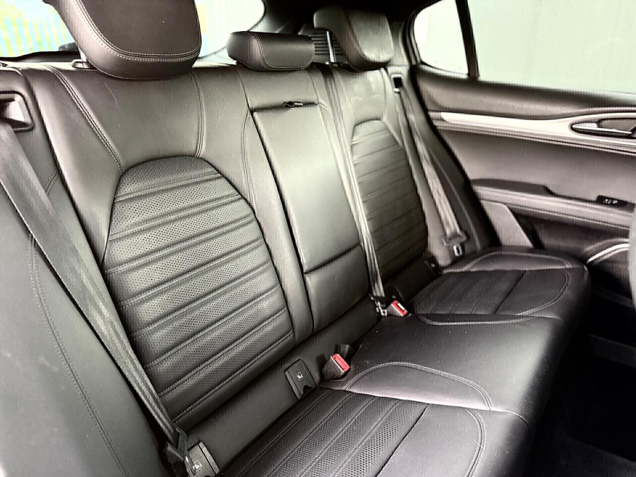 Alfa Stelvio 2.2 Turbodiesel 210 CV AT8 Q4 Super