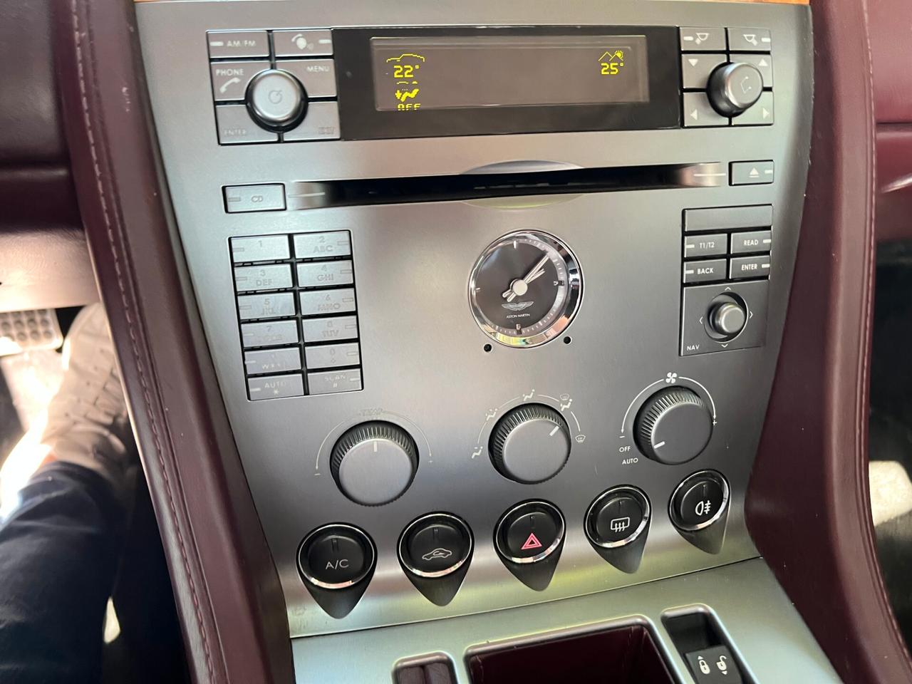 ASTON MARTIN DB9 Coupé Touchtronic