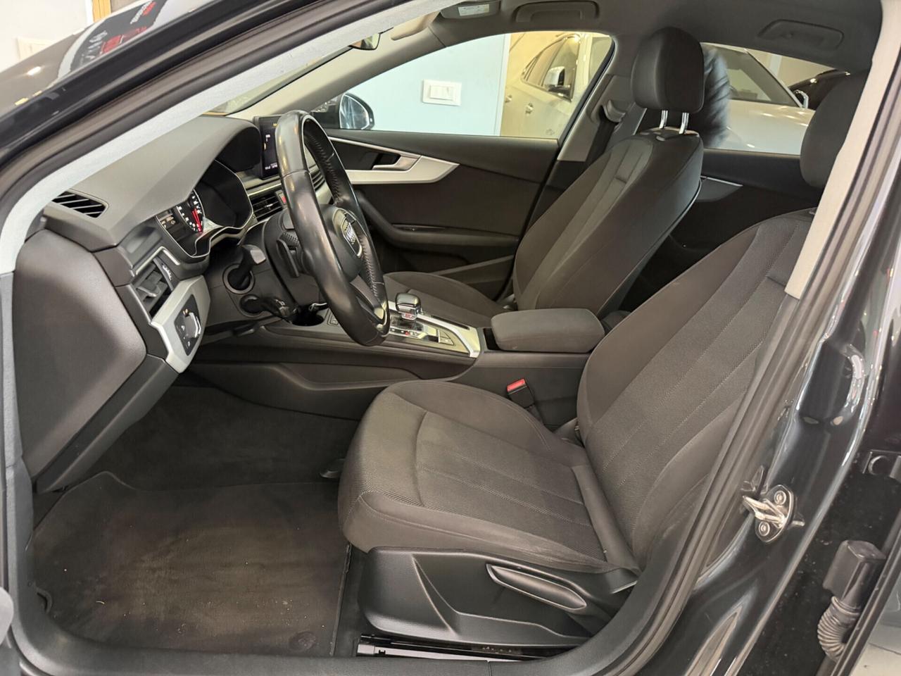 Audi A4 2.0 TDI 150 CV Business Sport