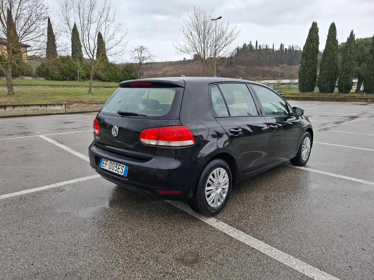 Volkswagen Golf Utilitaria