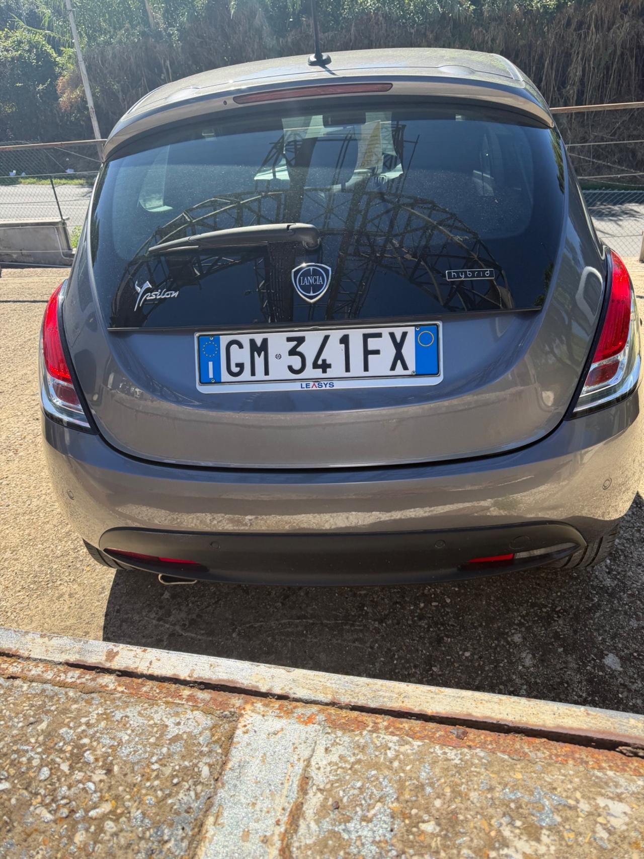 Lancia Ypsilon 1.0 FireFly 5 porte Hybrid Gold Plus APPLE CAR PLAY NAVI FULL LED MULTIFUNZIONE NEO PATENTATI
