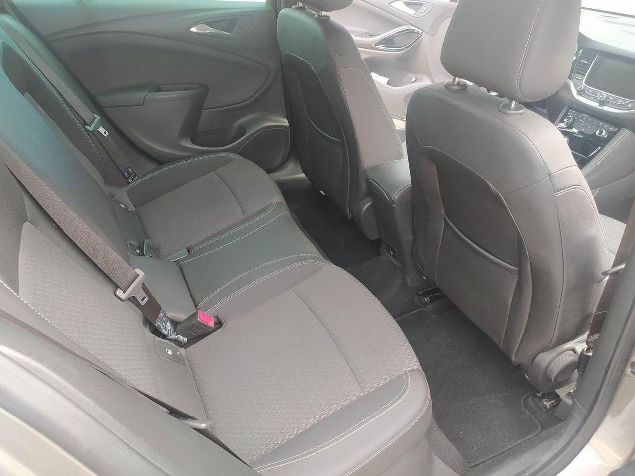 Opel Astra Business 1.6 CDTI 136 CV #6656