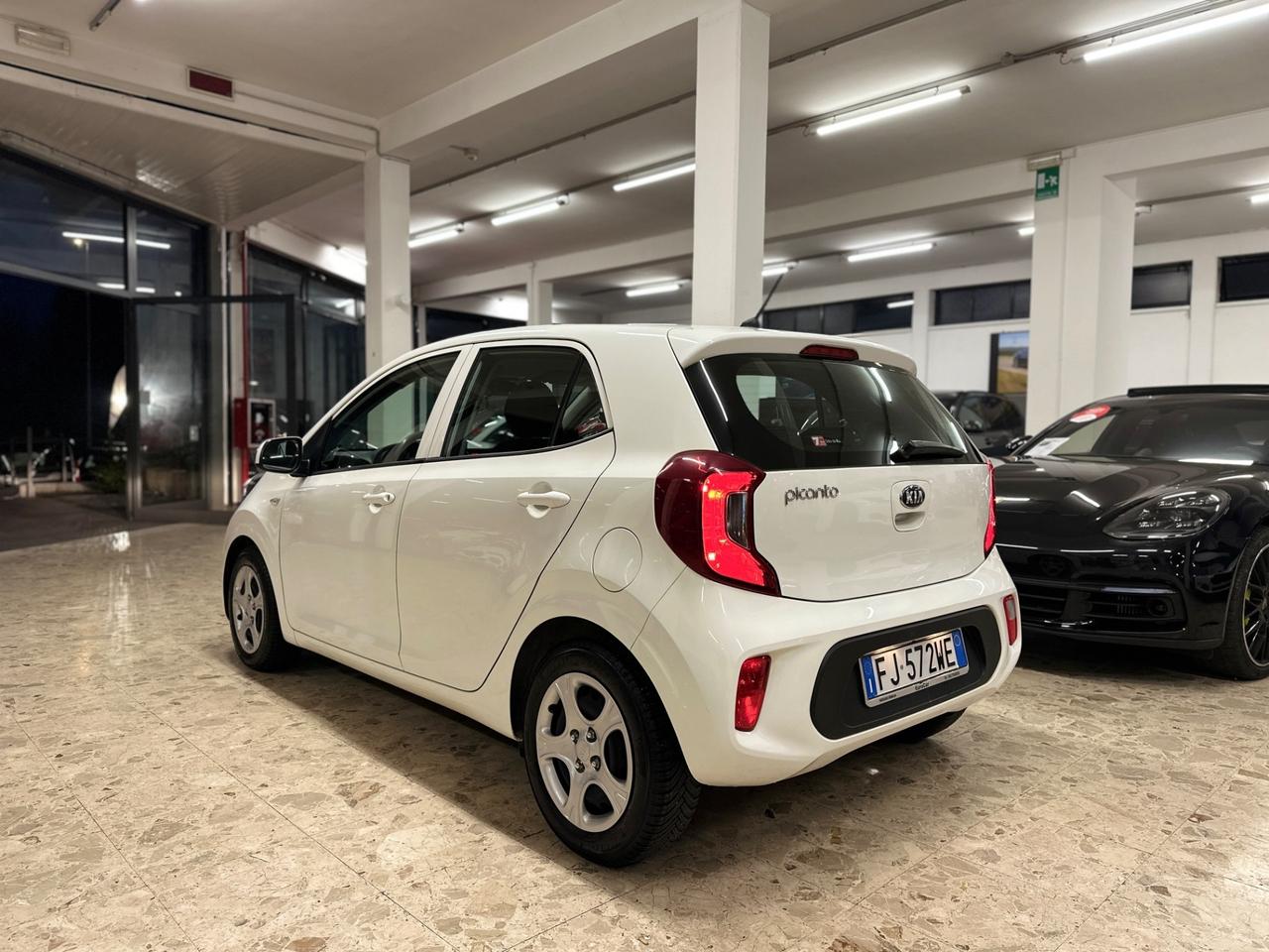 Kia Picanto 1.0 12V 5 porte Glam 09/2017 Neopatentati