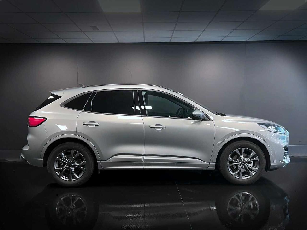 FORD KUGA 2.0 CC 120 CV AUTO 2WD ST-LINE KM0