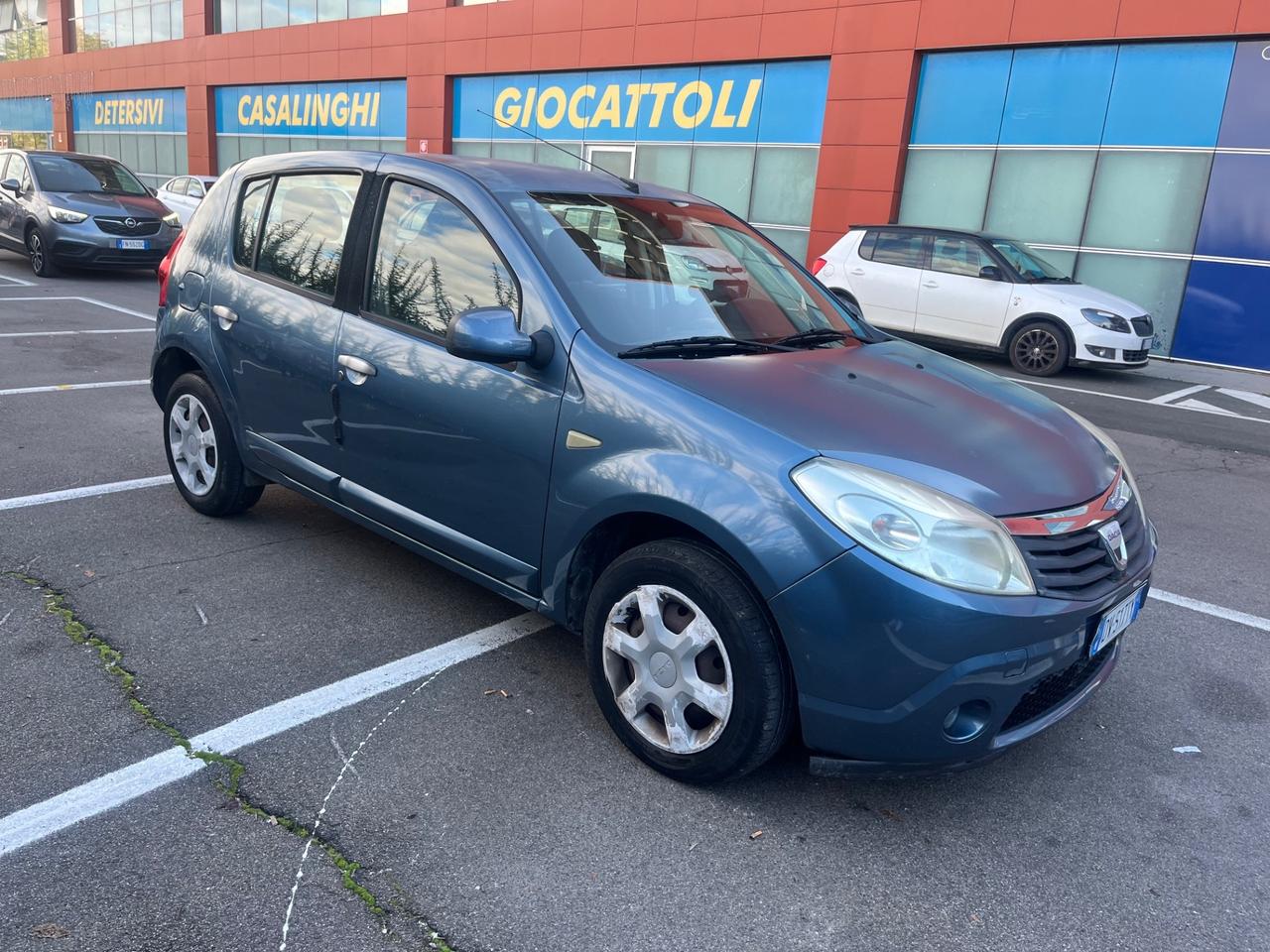 Dacia Sandero 1.2 16V Lauréate 2009 117.000 KM