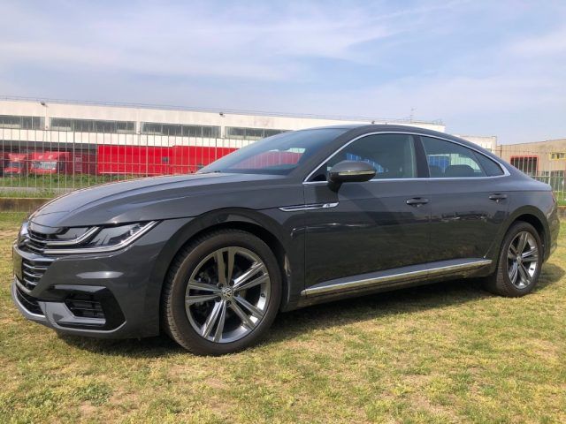 VOLKSWAGEN Arteon 2.0 TSI R Line DSG NAV ACC LED SHZ