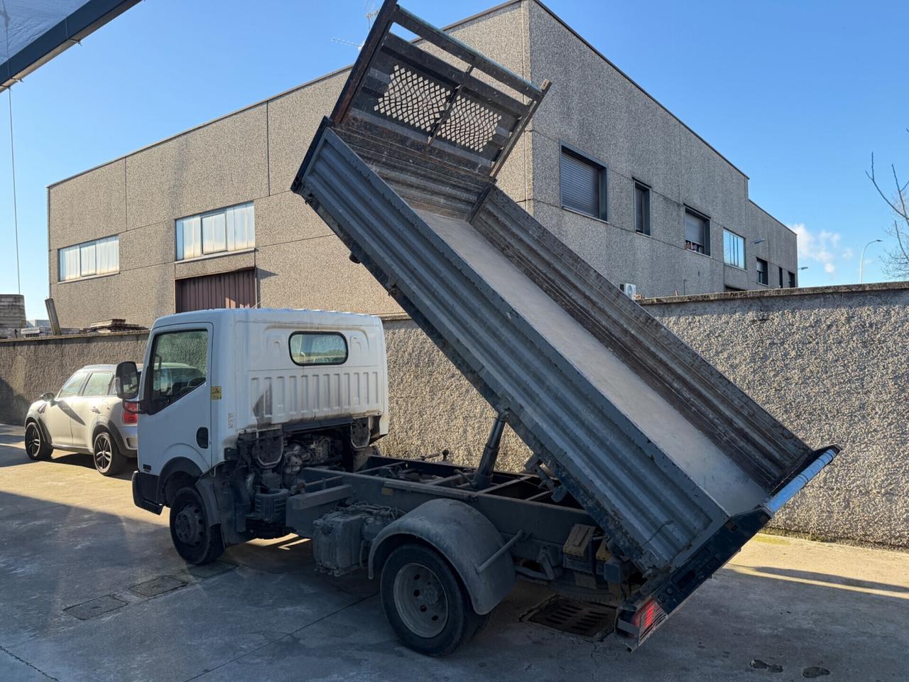 NISSAN CAB STAR NT400 2016 3.0D EURO6B RIBALTABILE TRE LATI