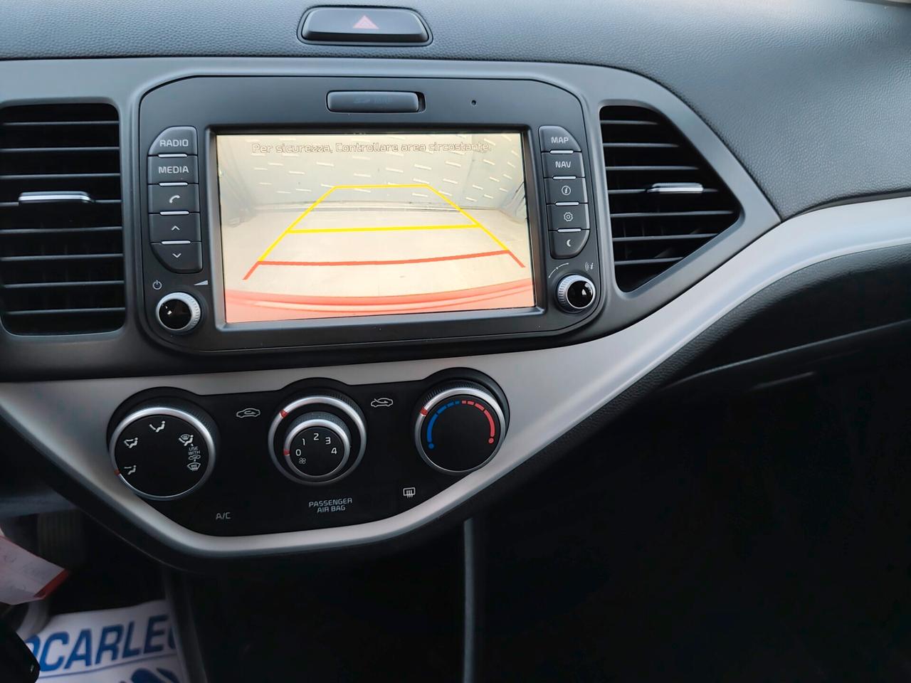 Kia Picanto 1.0 BENZINA CON NAVIGATORE