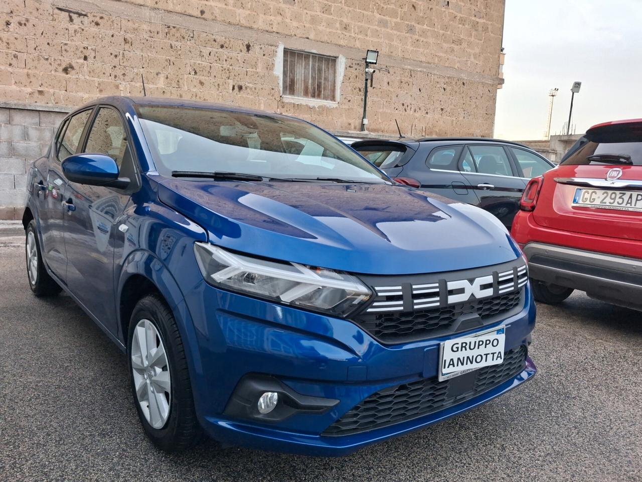 DACIA SANDERO 0.9 101 C.V. GPL CASA MADRE NAVIGATORE ANDROID CAR PALY FARI FULL LED