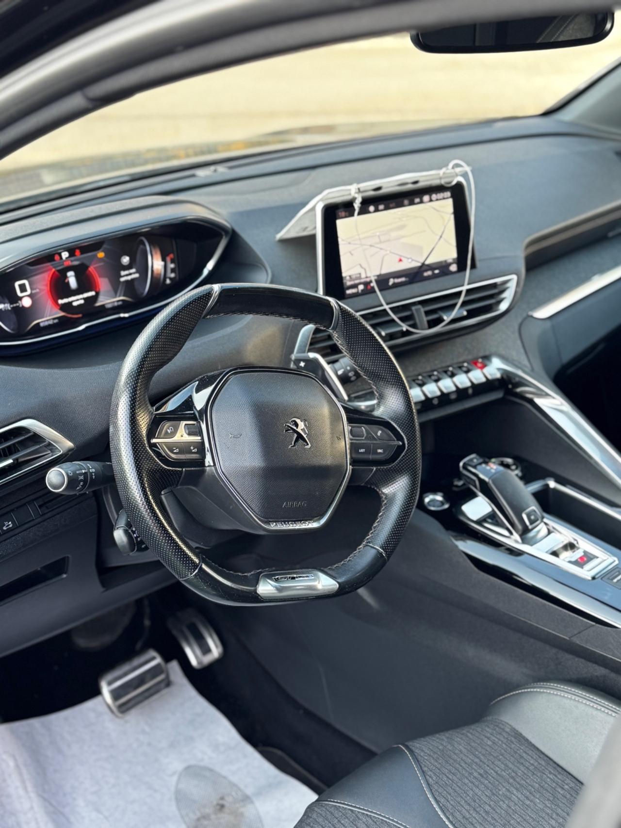 Peugeot 3008 BlueHDi 130 S&S EAT8 GT-LINE