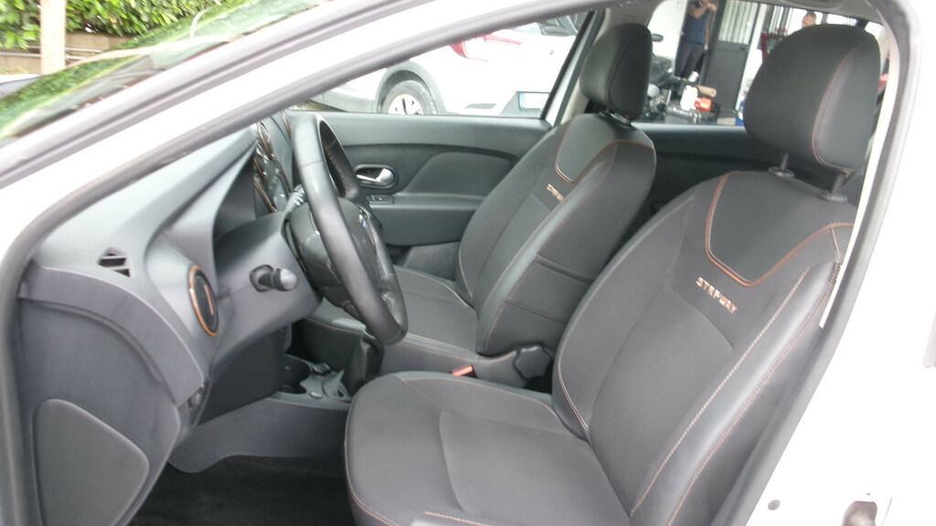 Dacia Sandero Stepway 0.9 TCe Brave