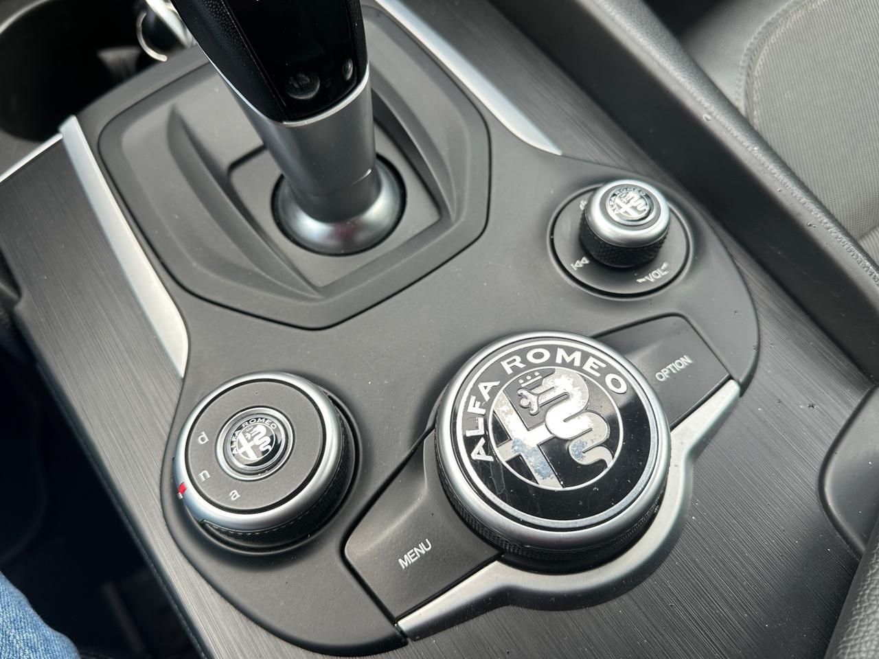 Alfa Romeo Giulia 2.2 Turbodiesel 180 CV AT8 Sport Edition