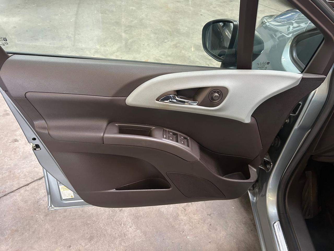 Opel Meriva 1.7 CDTI 110CV b-color Elective