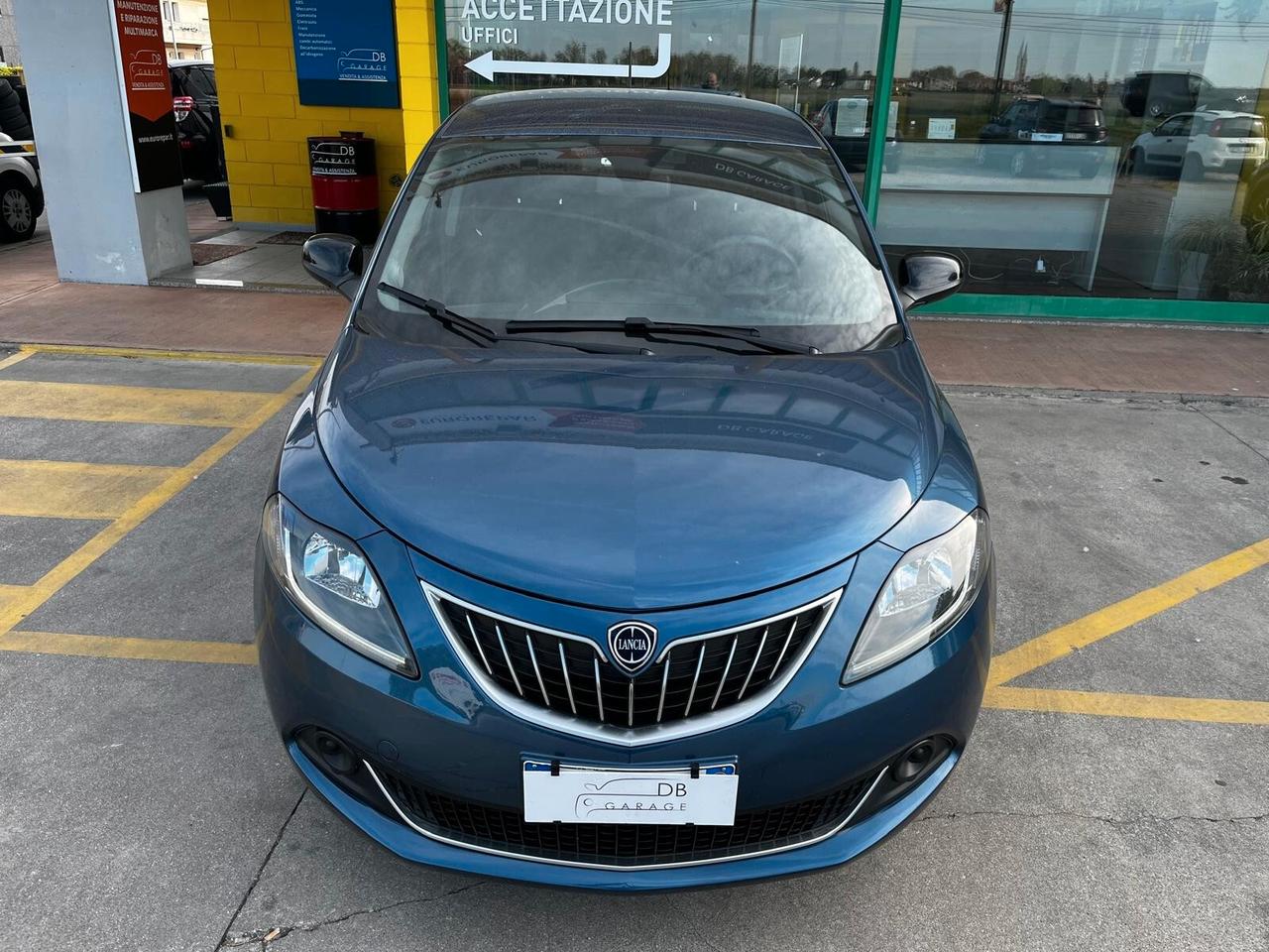 Lancia Ypsilon 1.0 FireFly 5 porte S&S Hybrid Silver Plus